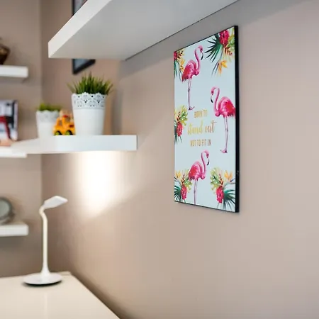 Apartment Honey 2bdrm